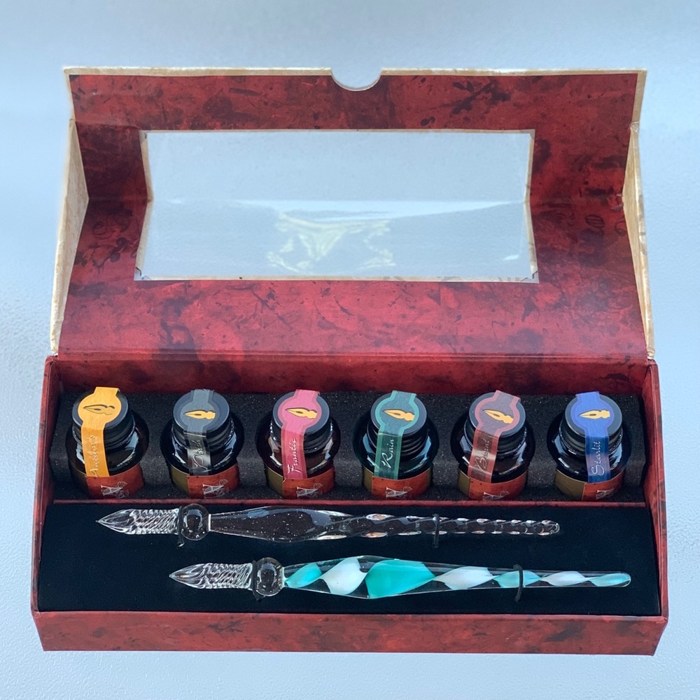 Authentic Models Palette for Pens 2 Glass Pens Set, MG083